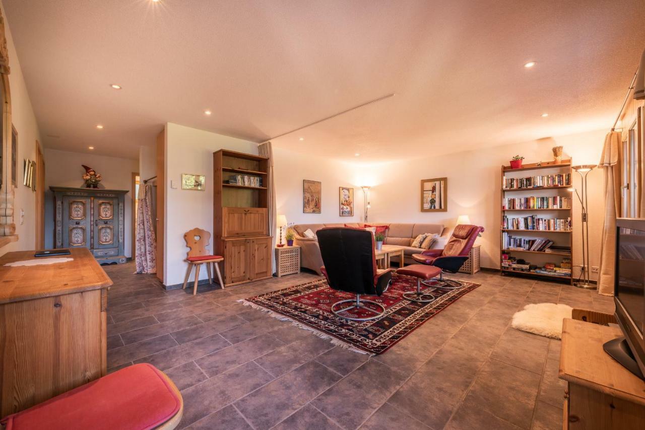Roossi-Huus 3 Apartman Wengen Kültér fotó