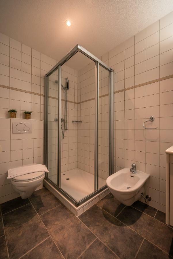 Roossi-Huus 3 Apartman Wengen Kültér fotó