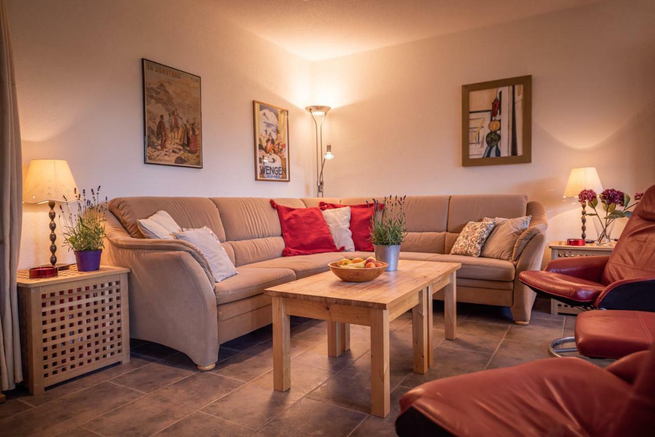 Roossi-Huus 3 Apartman Wengen Kültér fotó