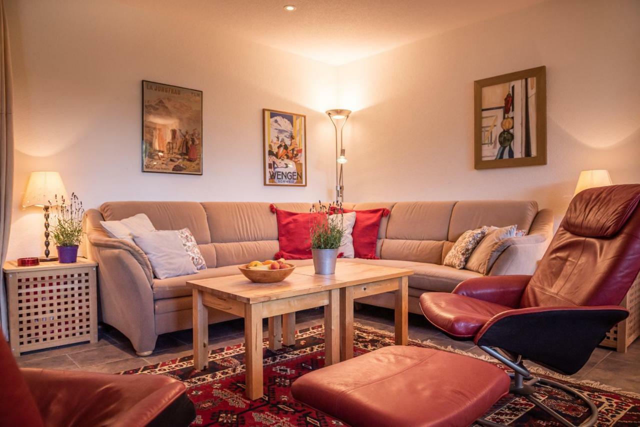 Roossi-Huus 3 Apartman Wengen Kültér fotó