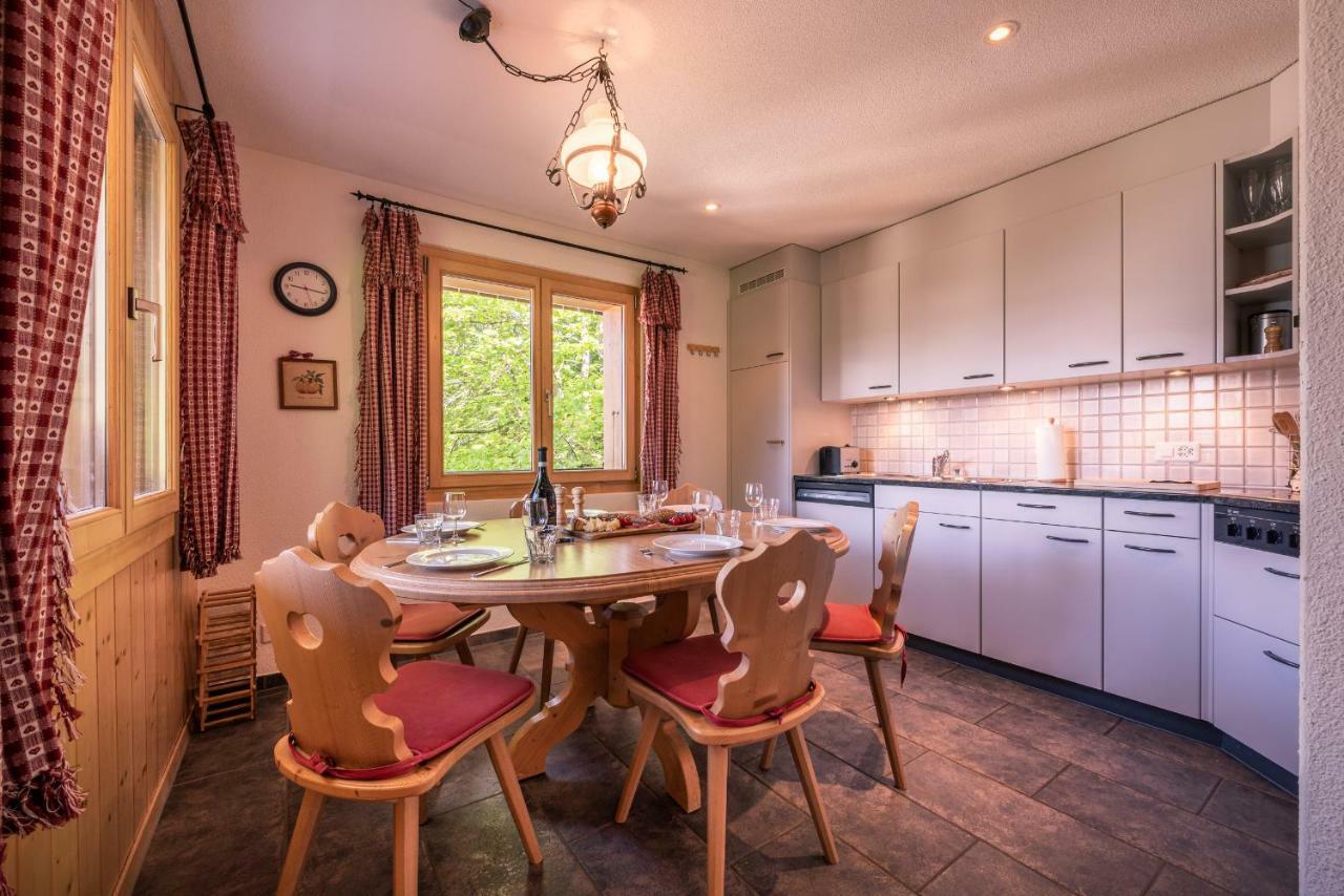 Roossi-Huus 3 Apartman Wengen Kültér fotó